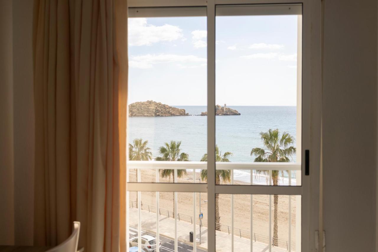Bahia De Águilas Exterior foto